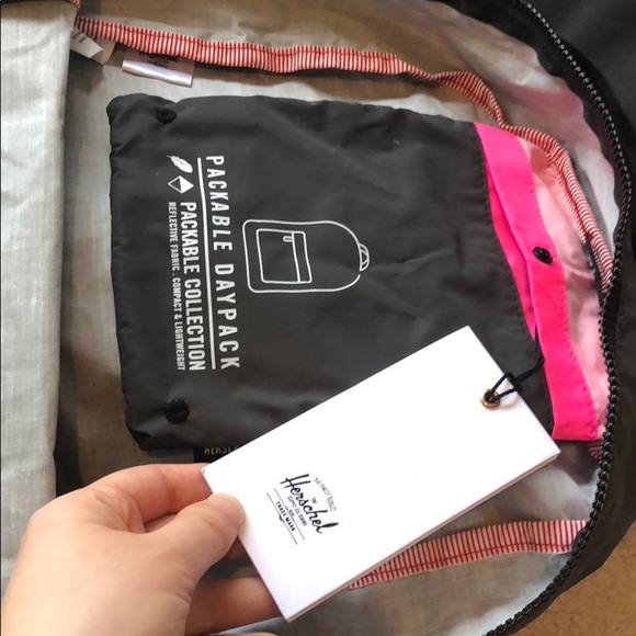 2 Herschel backpack bundle lot - Picture 8 of 8